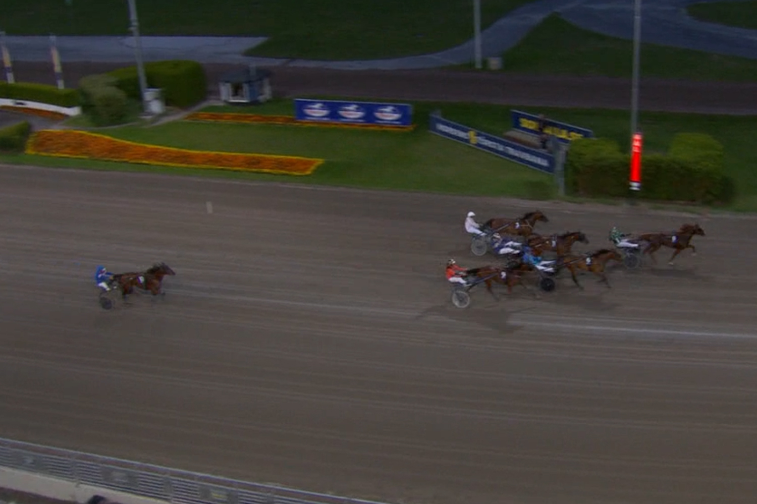 Andelshästen In Real Life trea i mål på Solvalla
